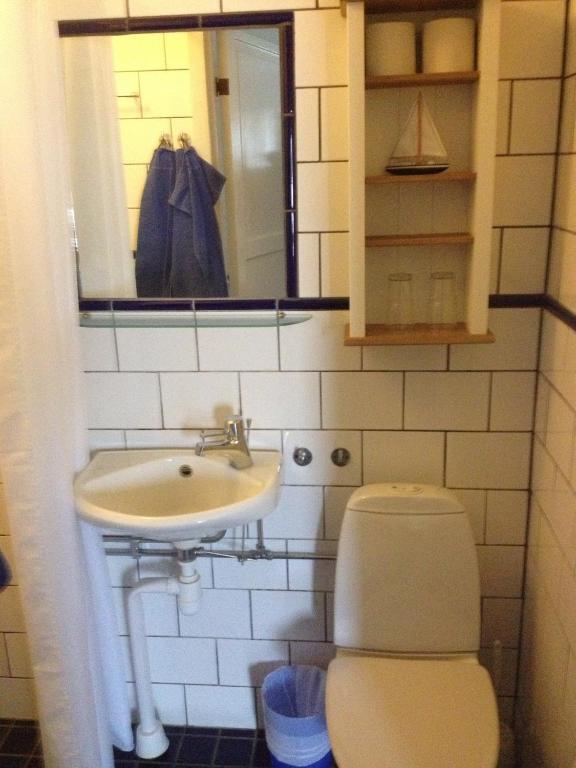 Blasingsborgs Gardshotell Pa Oesterlen Kivik Bilik gambar